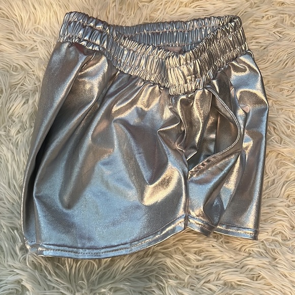 PESION Women's Metallic Shiny Shorts Sparkly Rave Hot Short Pants. Size Small - Picture 5 of 11